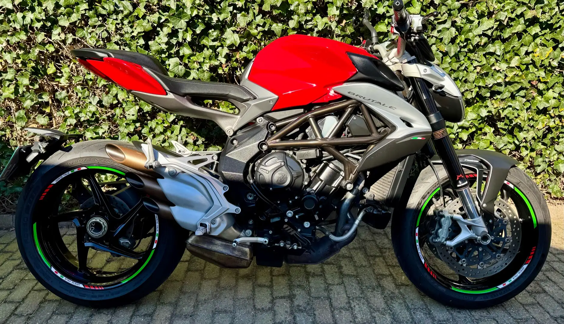 MV Agusta Brutale 800 ‼️ Nieuw 🇮🇹 Model ‼️bj 2016 ‼️ - 1