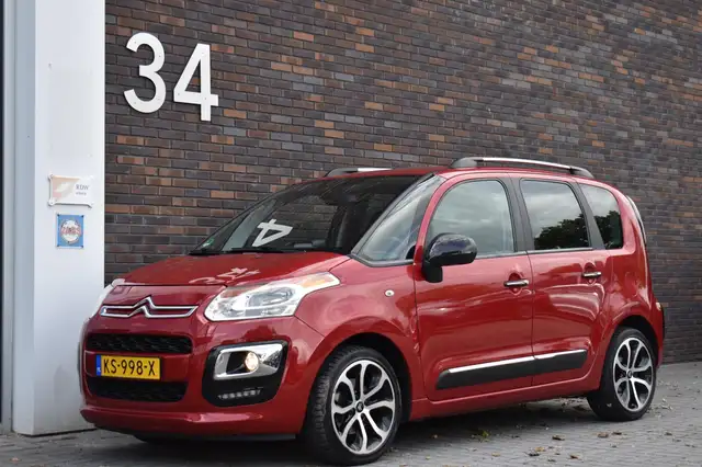 Citroen C3 Picasso view 3