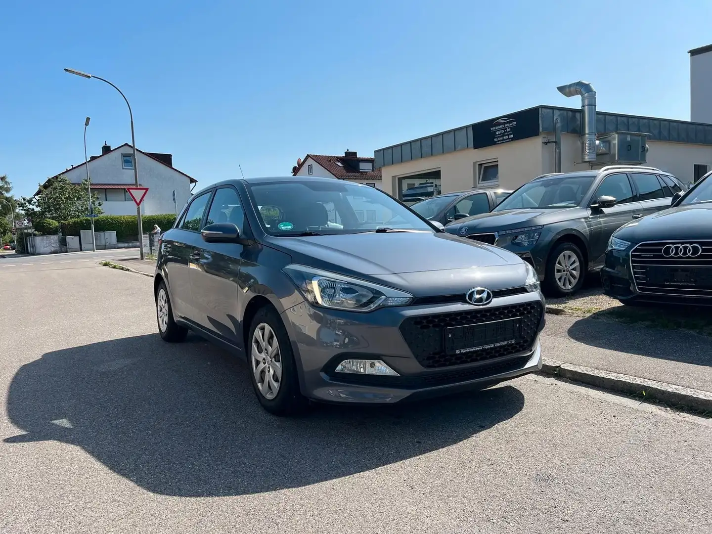 Hyundai i20 Classic 1.2 i Winterpaket Klima 1. Hand Goud - 1