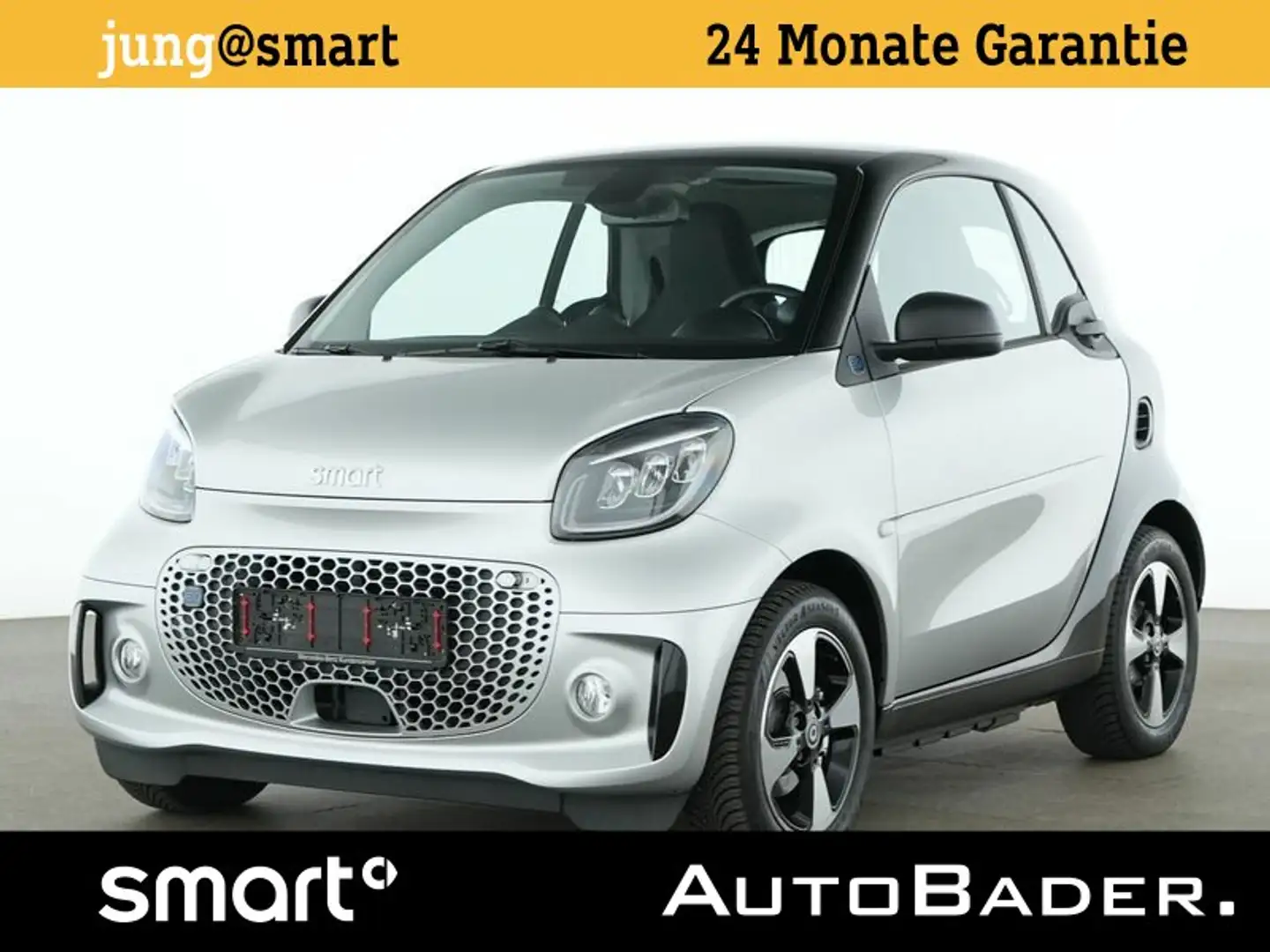 smart forTwo smart EQ fortwo EXCLUSIVE 22 kW GJR Pano RFK LED Silber - 1