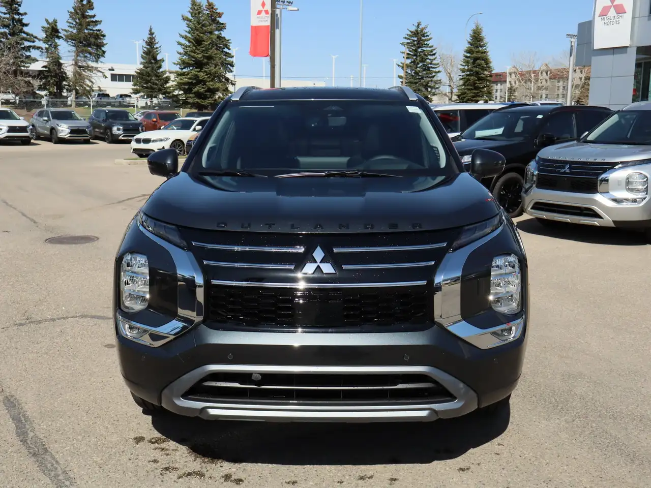 Mitsubishi Outlander photo Mitsubishi Outlander