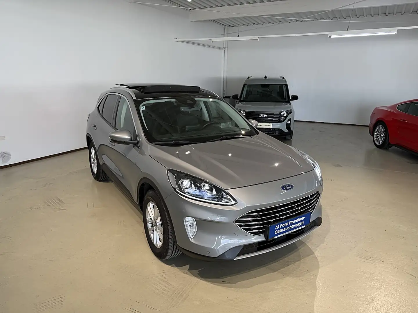 Ford Kuga 2,5 Duratec PHEV Titanium X Aut. *Panorama Schi... Silber - 1