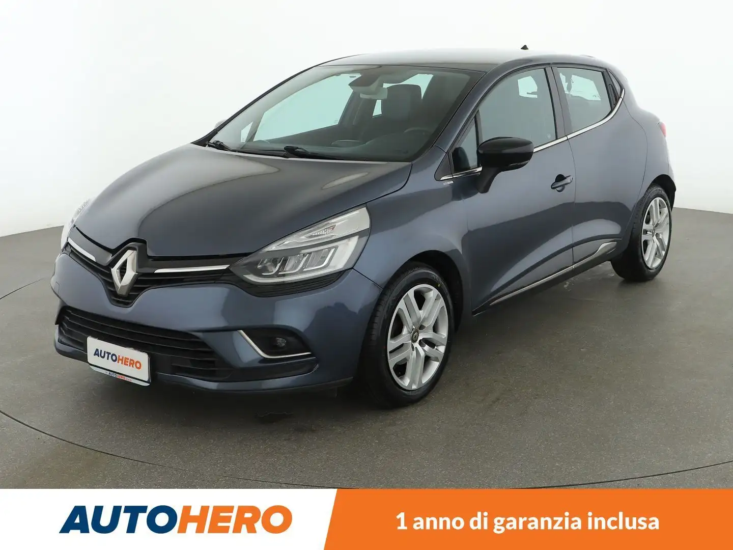 Renault Clio 1.5 dCi Moschino Zen 90 CV Grigio - 1