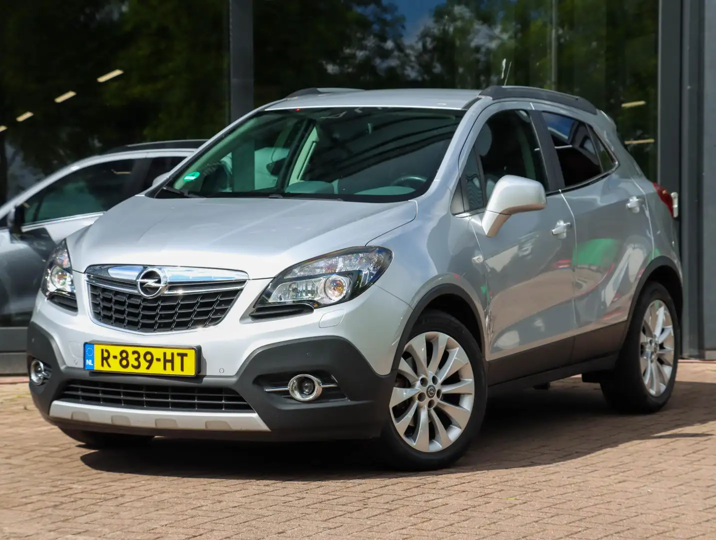Opel Mokka 1.4 Turbo 140pk Cosmo Automaat | Trekhaak Gris - 2