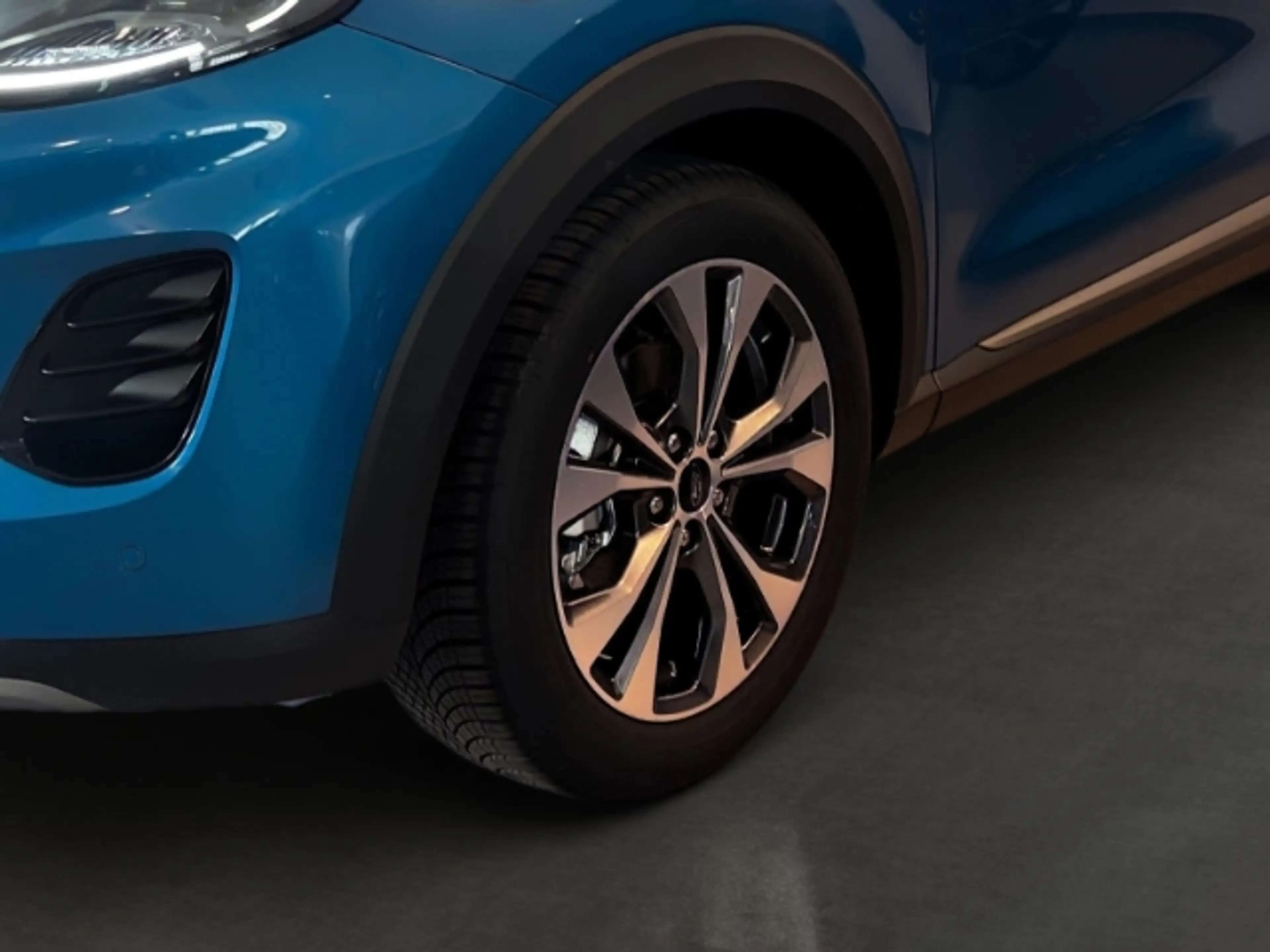 Ford Puma Titanium+Sitzheizung+Lenkradheizung+Navi+Abstandsw — photo 6