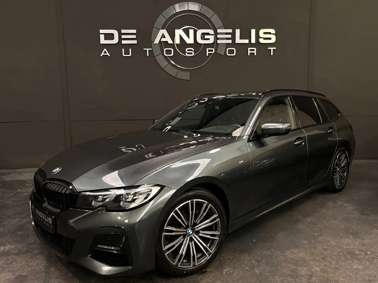 BMW 318 M SPORT Gris - 1