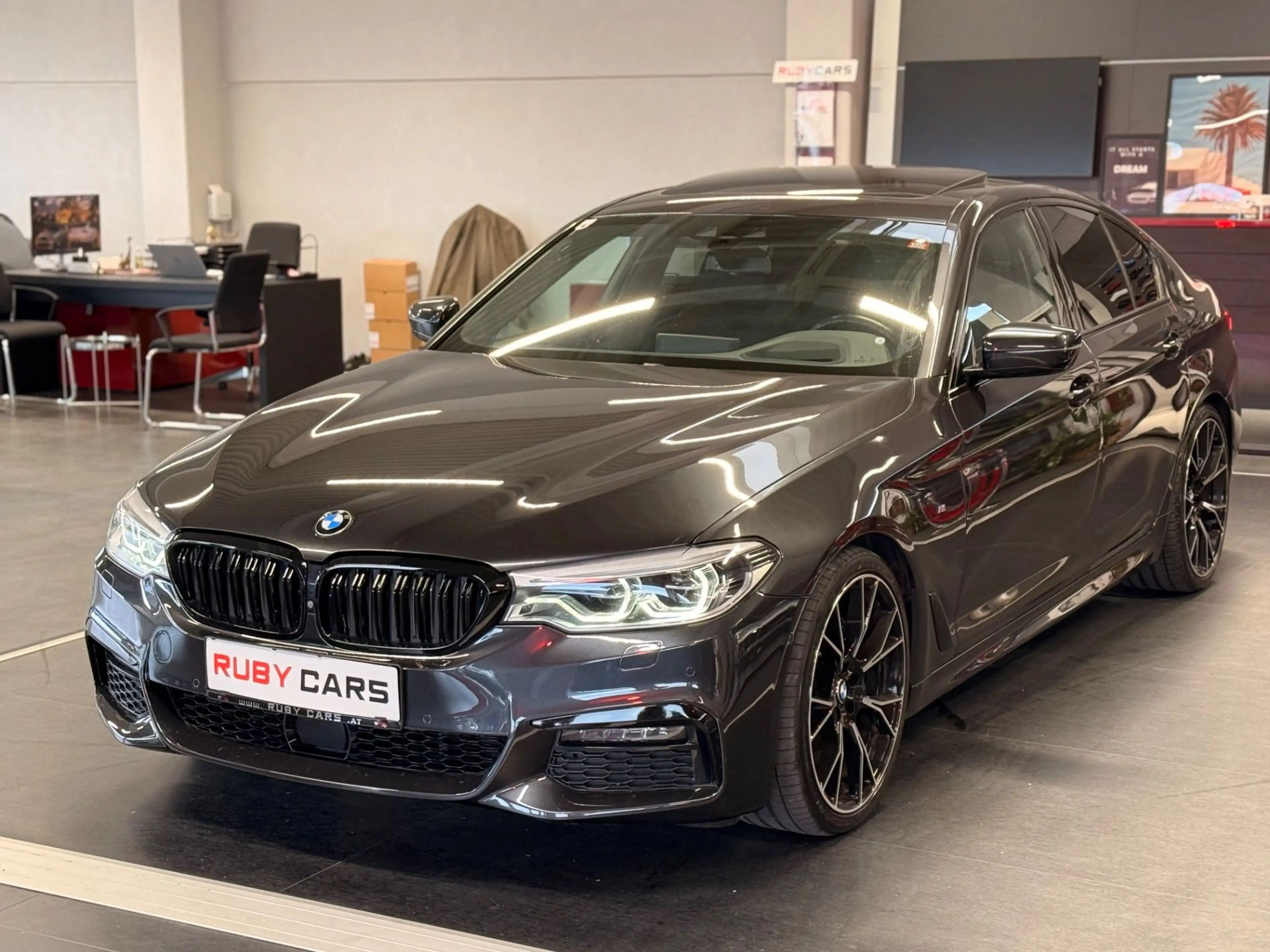 BMW 540 5er - 540 i M Sport Sitzkühlung | Glasdach | ACC — photo 2
