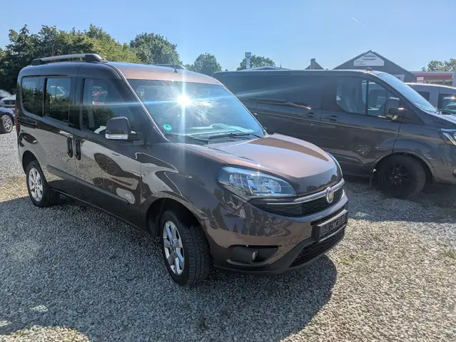 Fiat Doblo Lounge (Kurzversion)