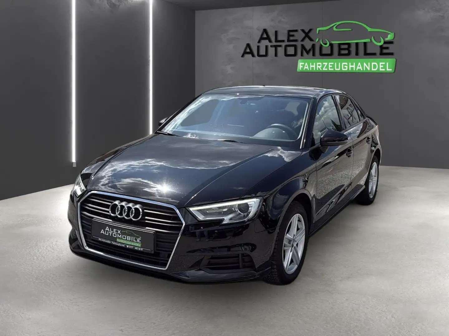 Audi A3 Limousine **Bi-Xenon**Navi** Schwarz - 2