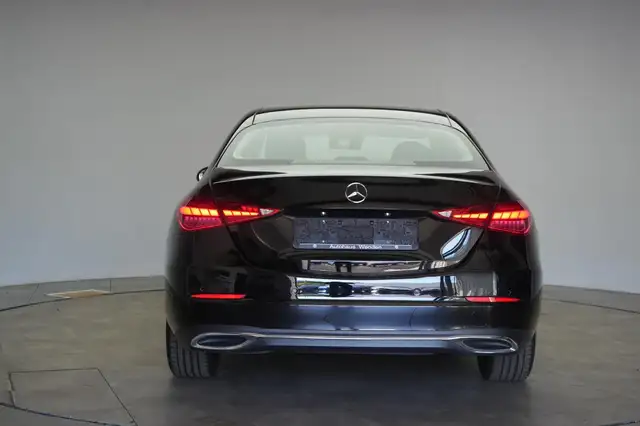 Mercedes-Benz C-Class view 5