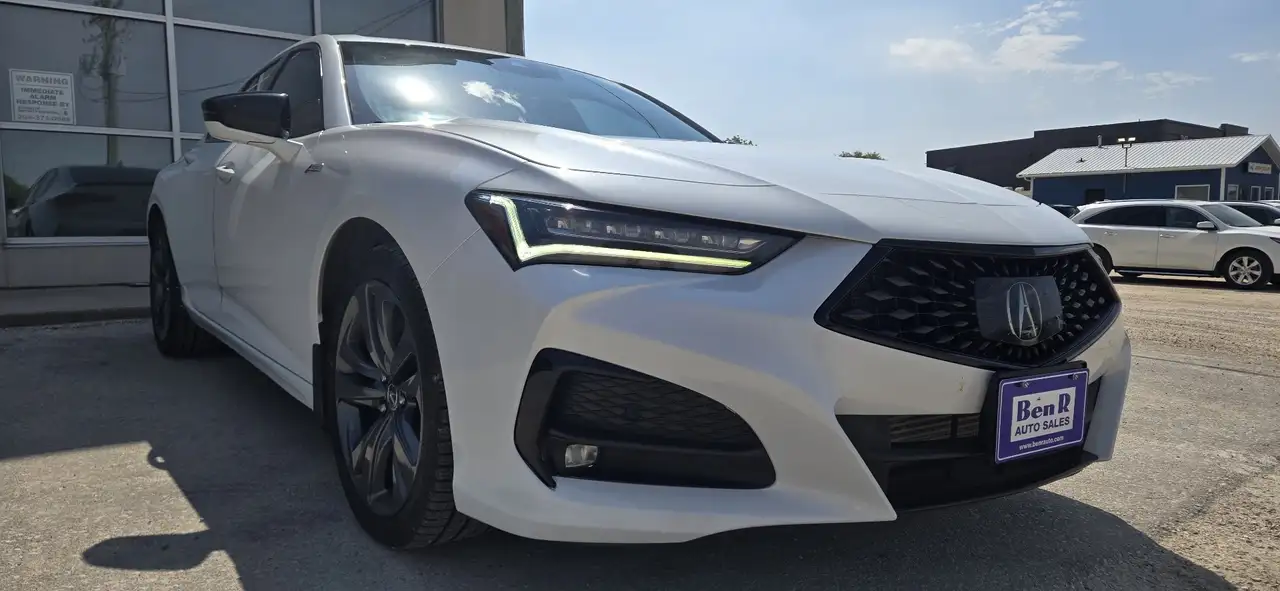 Acura TLX снимка Acura TLX