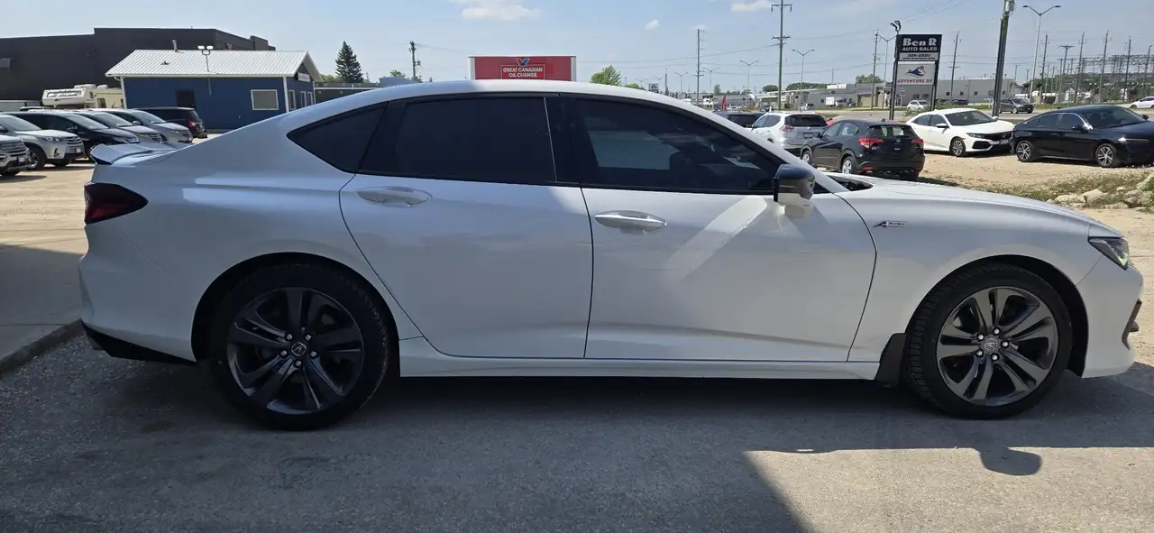 Acura TLX снимка Acura TLX