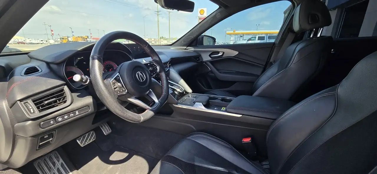 Acura TLX снимка Acura TLX