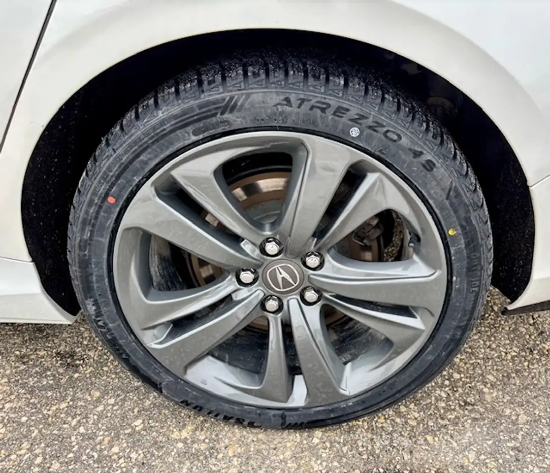 Acura TLX снимка Acura TLX