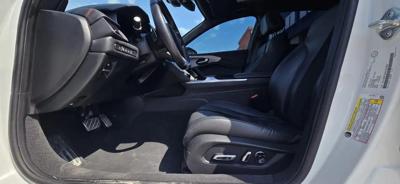 Acura TLX снимка Acura TLX