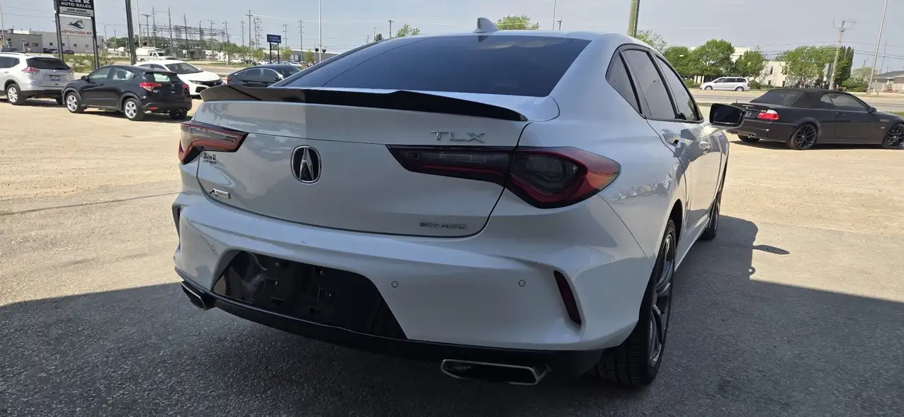 Acura TLX снимка Acura TLX