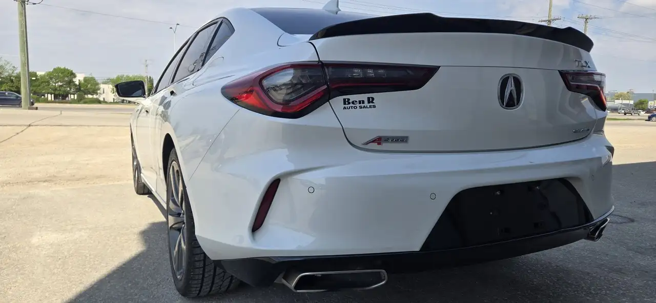 Acura TLX снимка Acura TLX