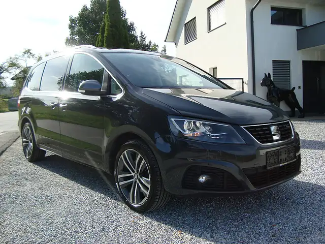 SEAT Alhambra FR Sportpaket Panorama 18-Zoll Bestpreis !!