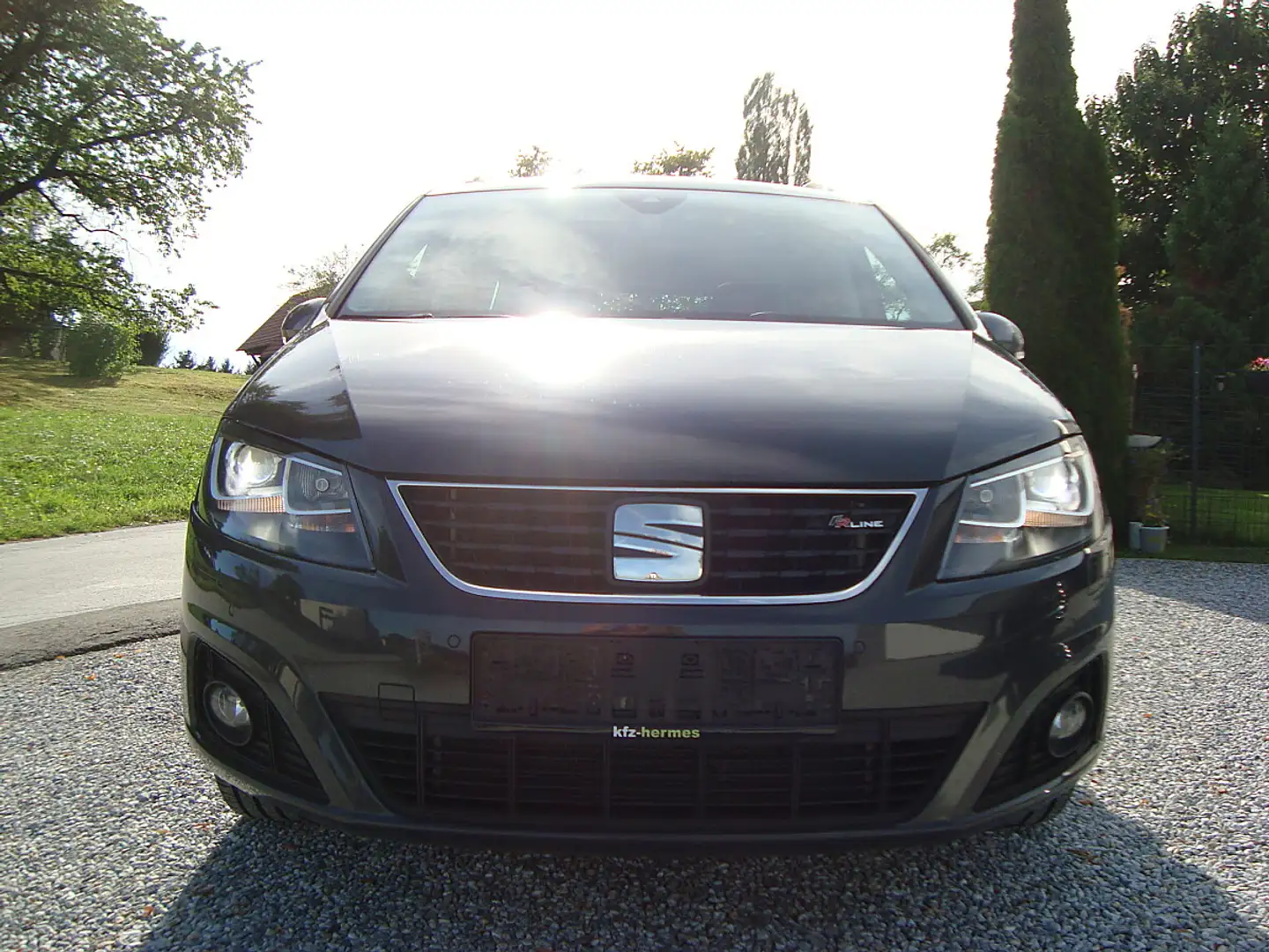 SEAT Alhambra FR Sportpaket Panorama 18-Zoll Bestpreis !! Grau - 2