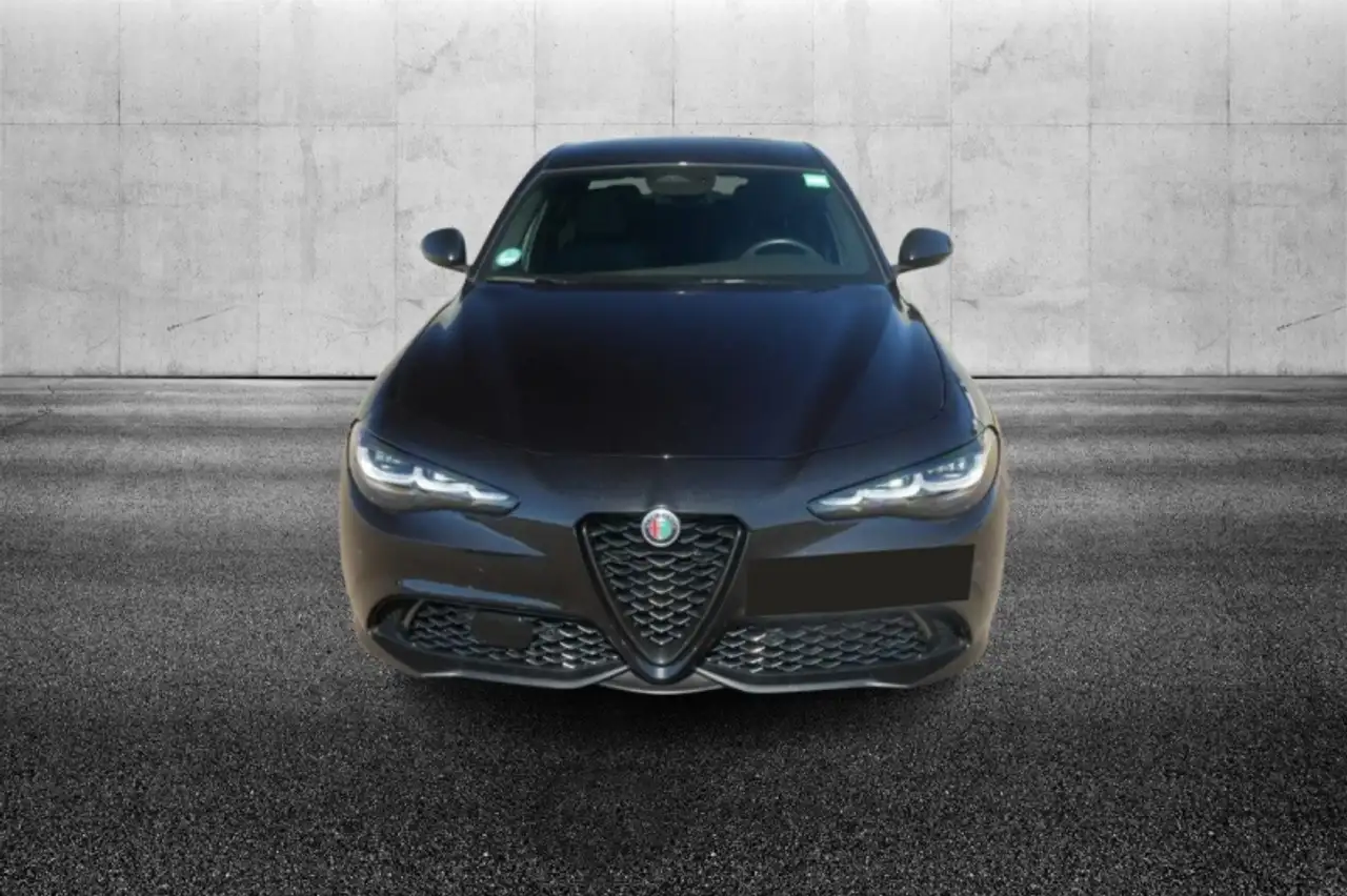 Alfa Romeo Giulia 2025