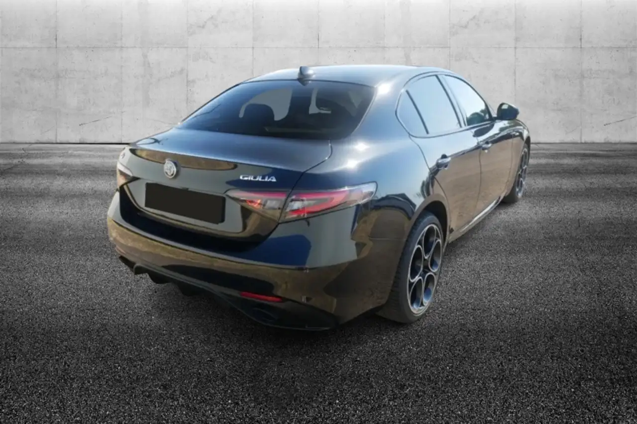 Alfa Romeo Giulia 2025