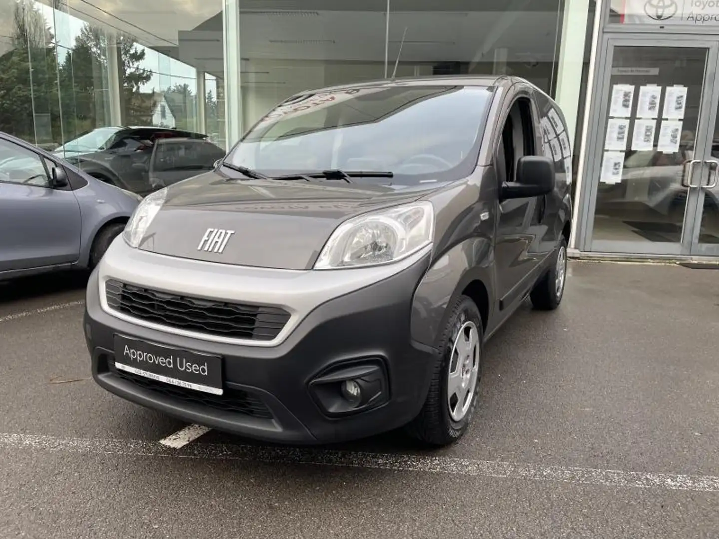 Fiat Fiorino 1.3 MULTIJET utilitaire Negru - 1