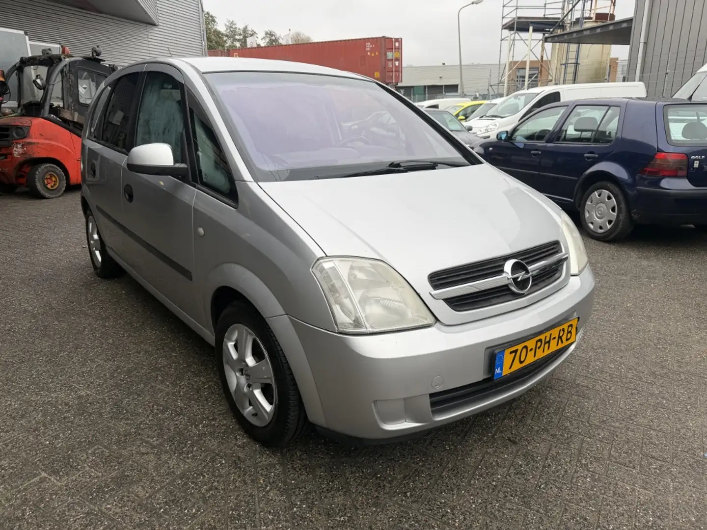 Opel Meriva 1.8-16V Maxx Grijs - 2