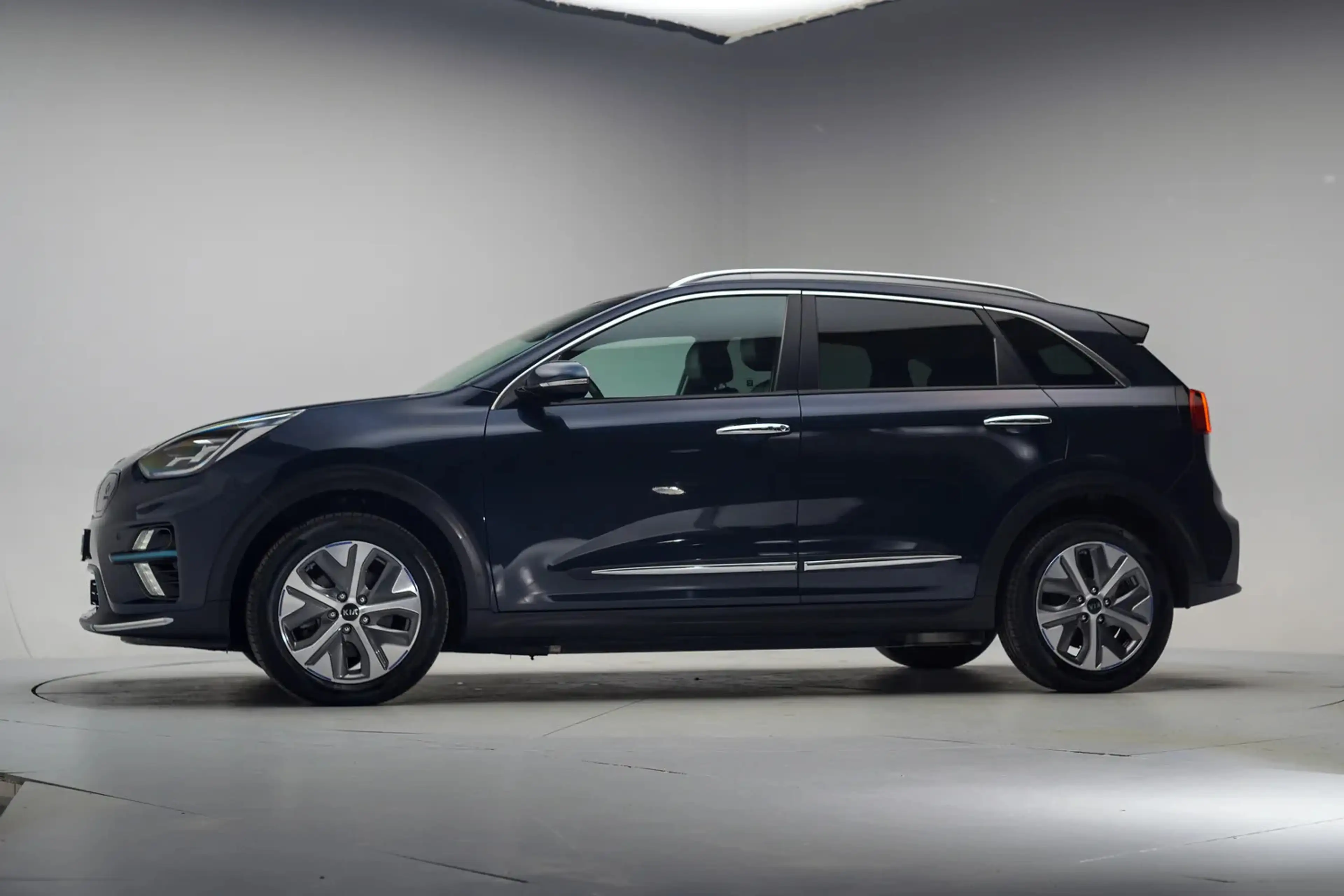Kia e-Niro ExecutiveLine 64 kWh [ Navi Apple/Android Adapt. C — photo 2