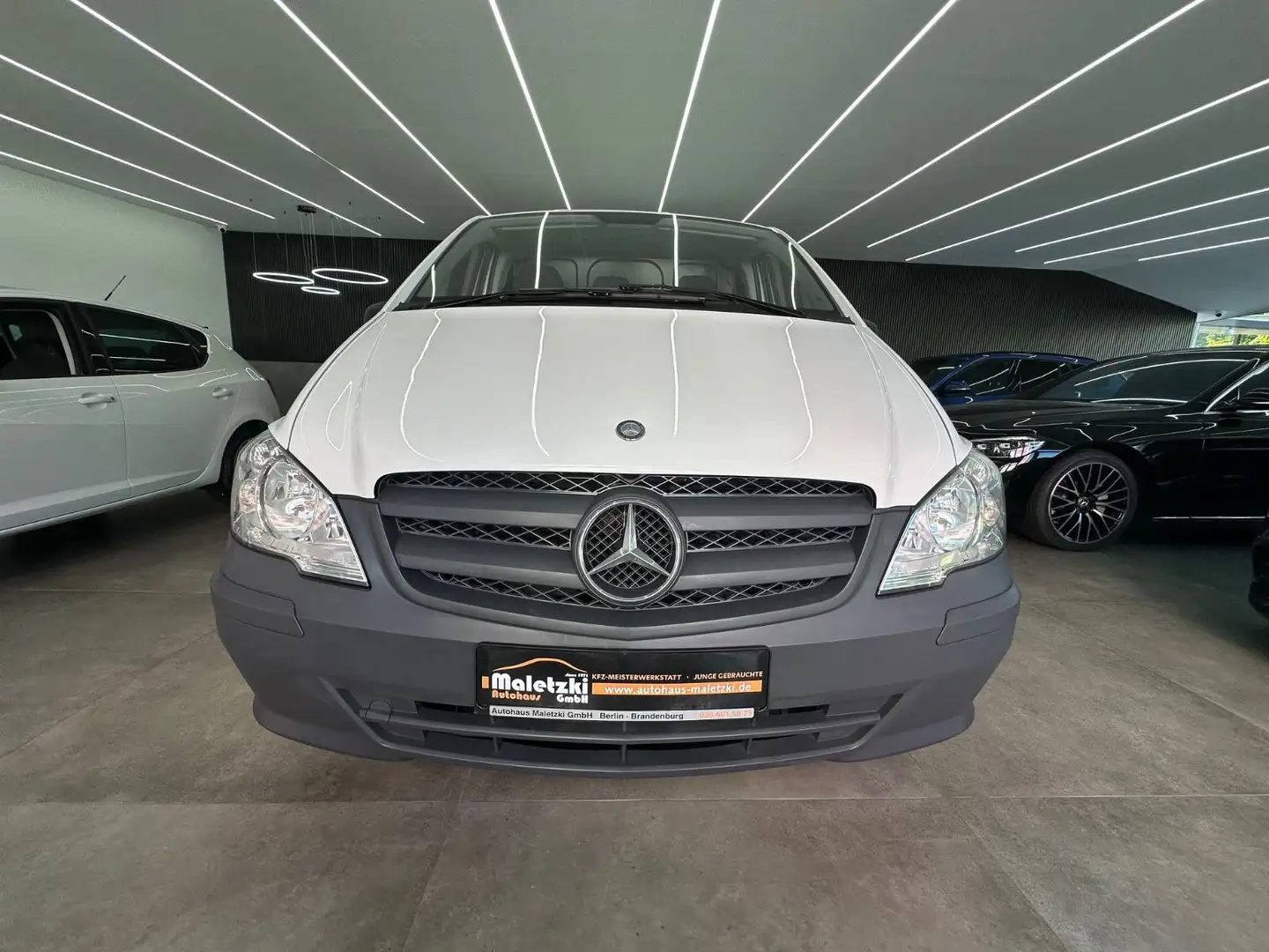 Mercedes-Benz Vito 116 CDI Kasten Lang*Klima*3.Sitze*Radio* Blanc - 2