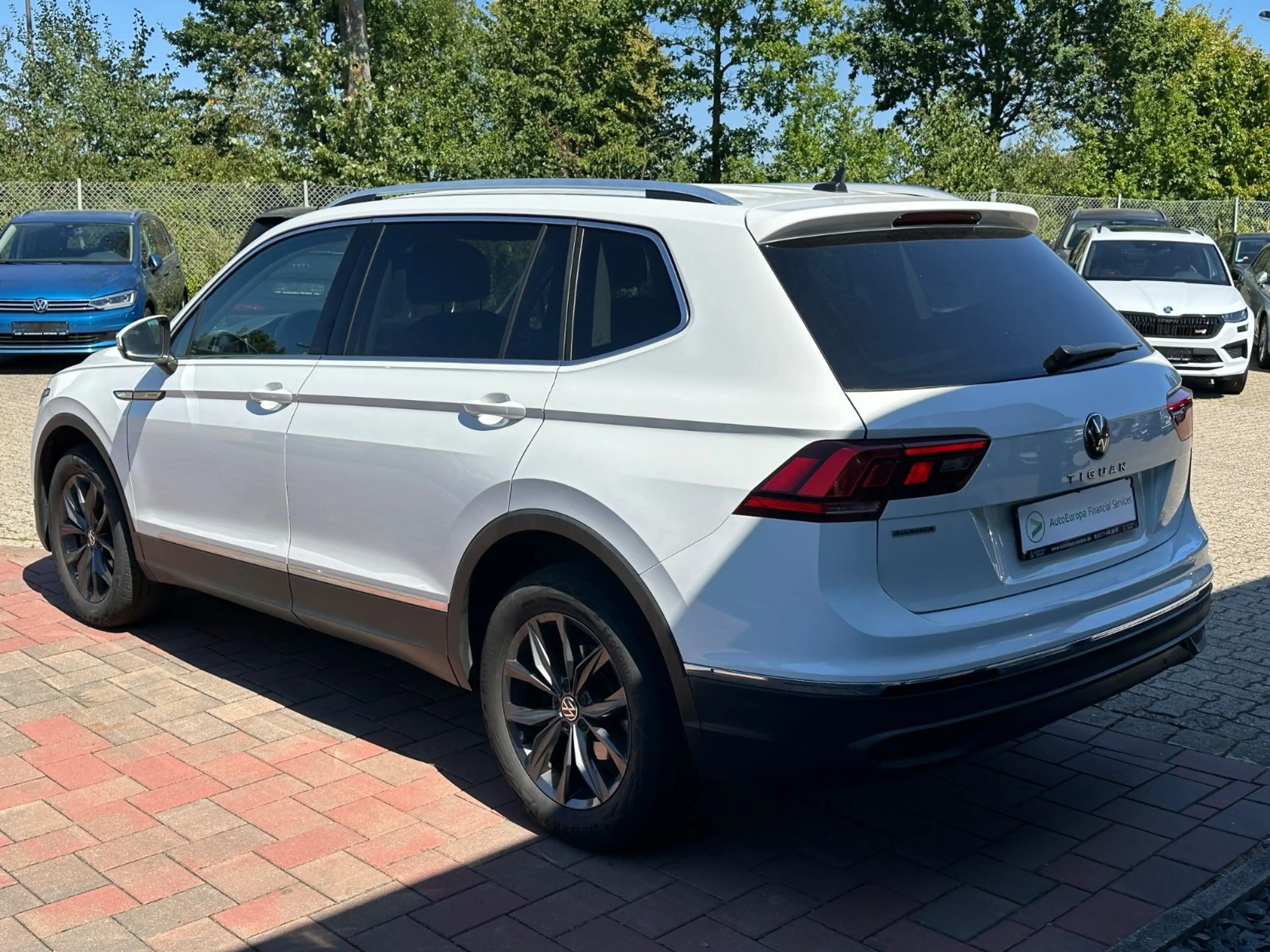 Volkswagen Tiguan Allspace 2.0 TDI DSG Life *ACC*RCAM*KEYLE — photo 5