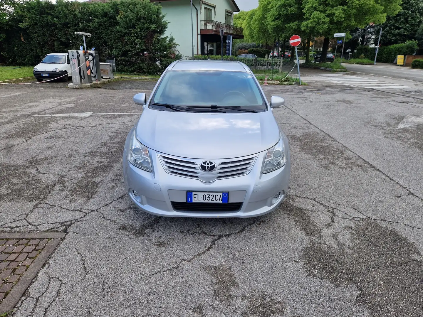 Toyota Avensis Wagon 2.0 d-4d Executive - 2