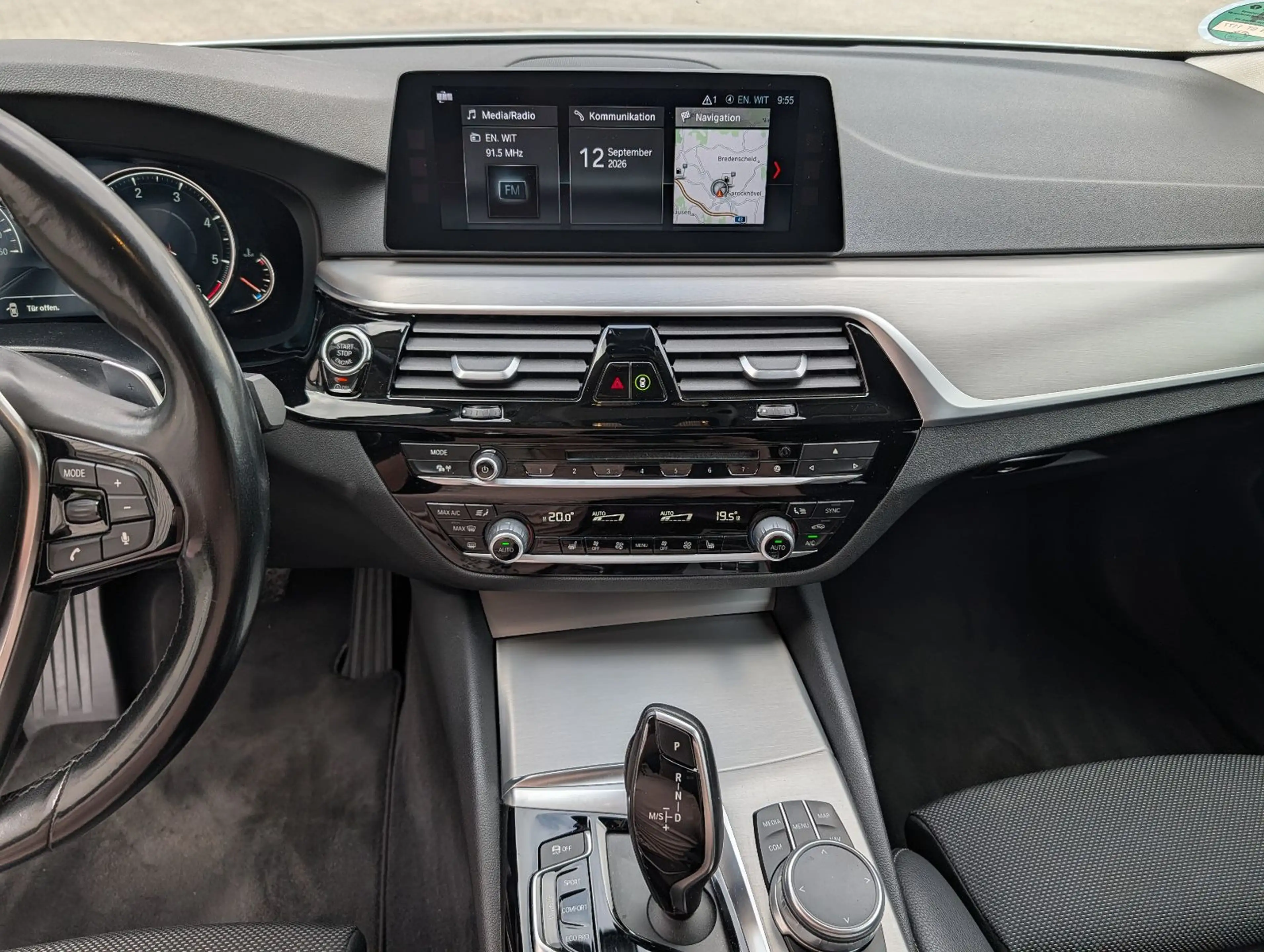 BMW 530 5 Touring 530 d xDrive Sport Line LED Sports — photo 12