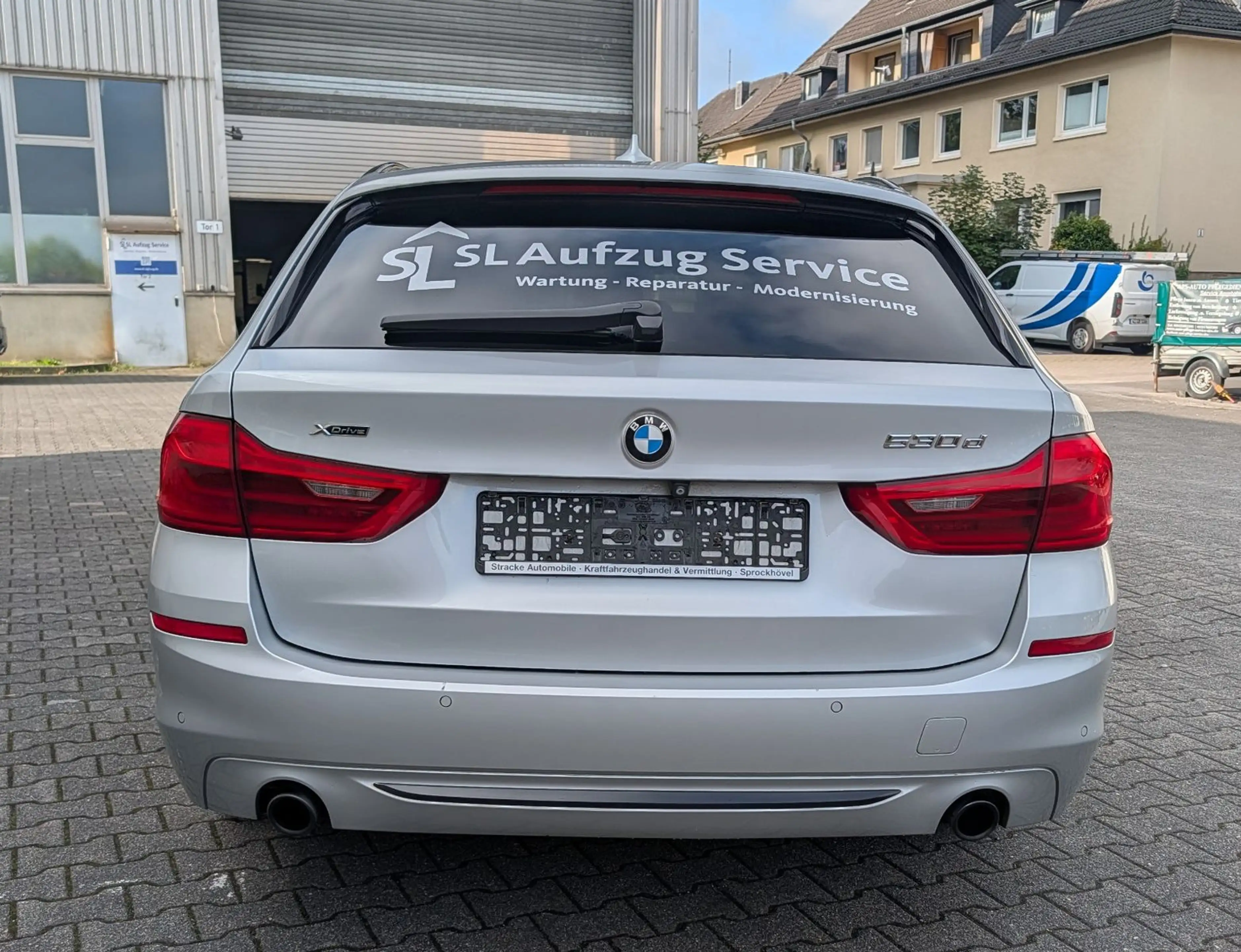 BMW 530 5 Touring 530 d xDrive Sport Line LED Sports — photo 6