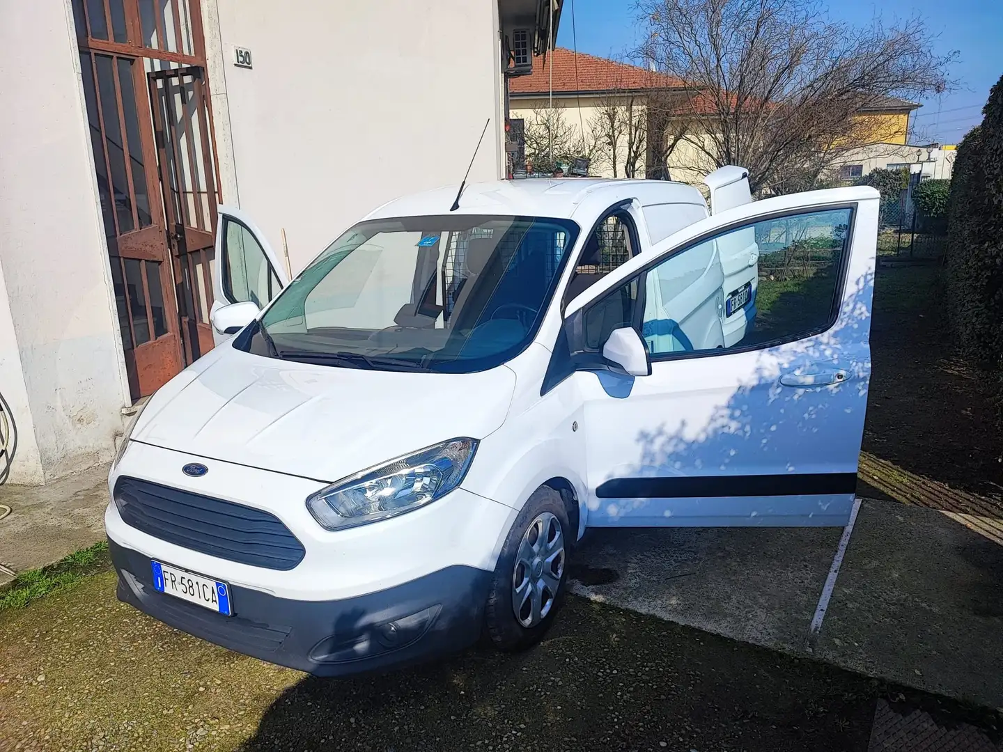Ford Courier White - 2