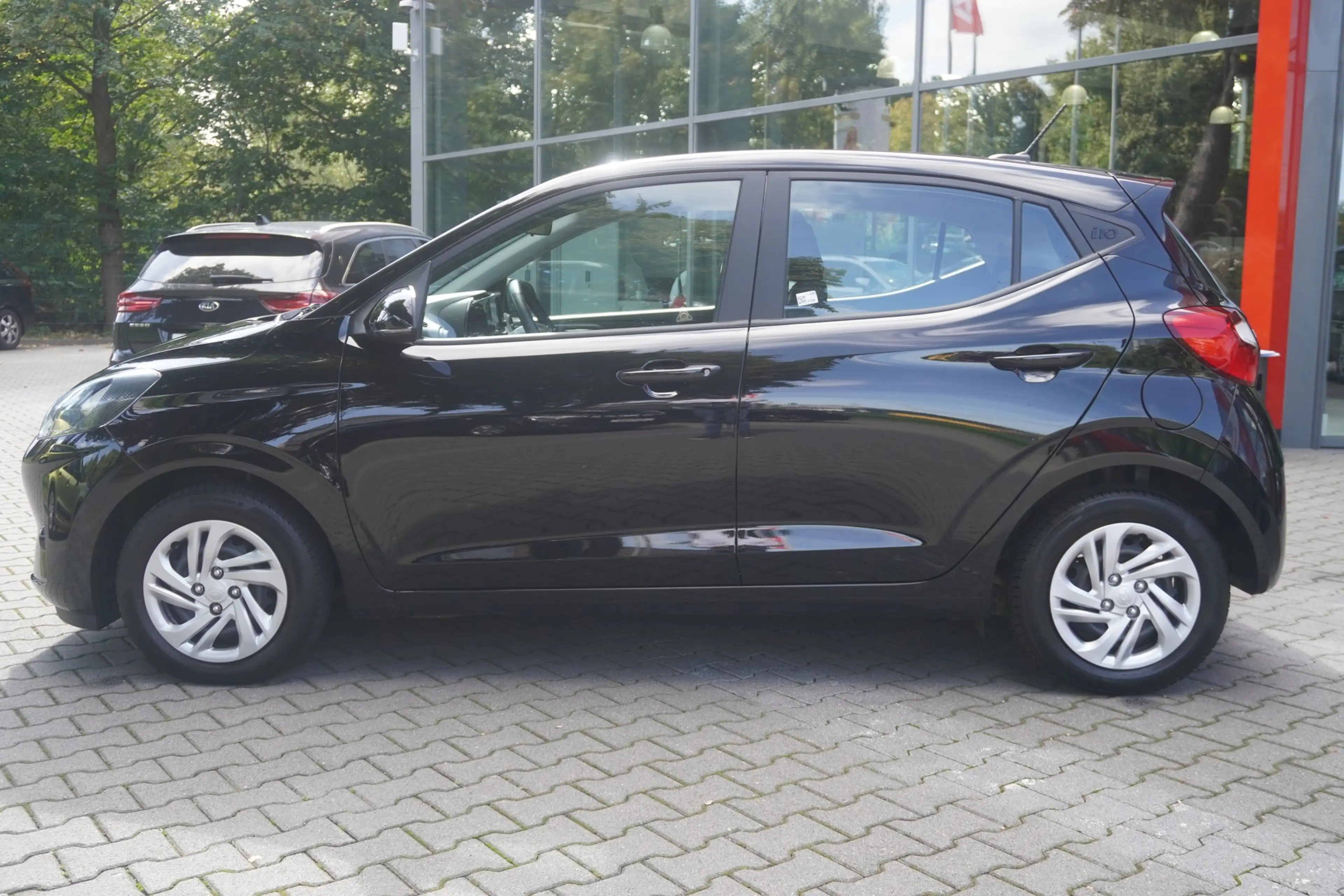 Hyundai i10 1.0 Trend Digitales Cockpit Tempomat DAB USB — photo 9
