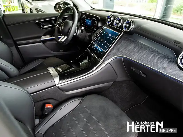 Mercedes-Benz GLC view 6