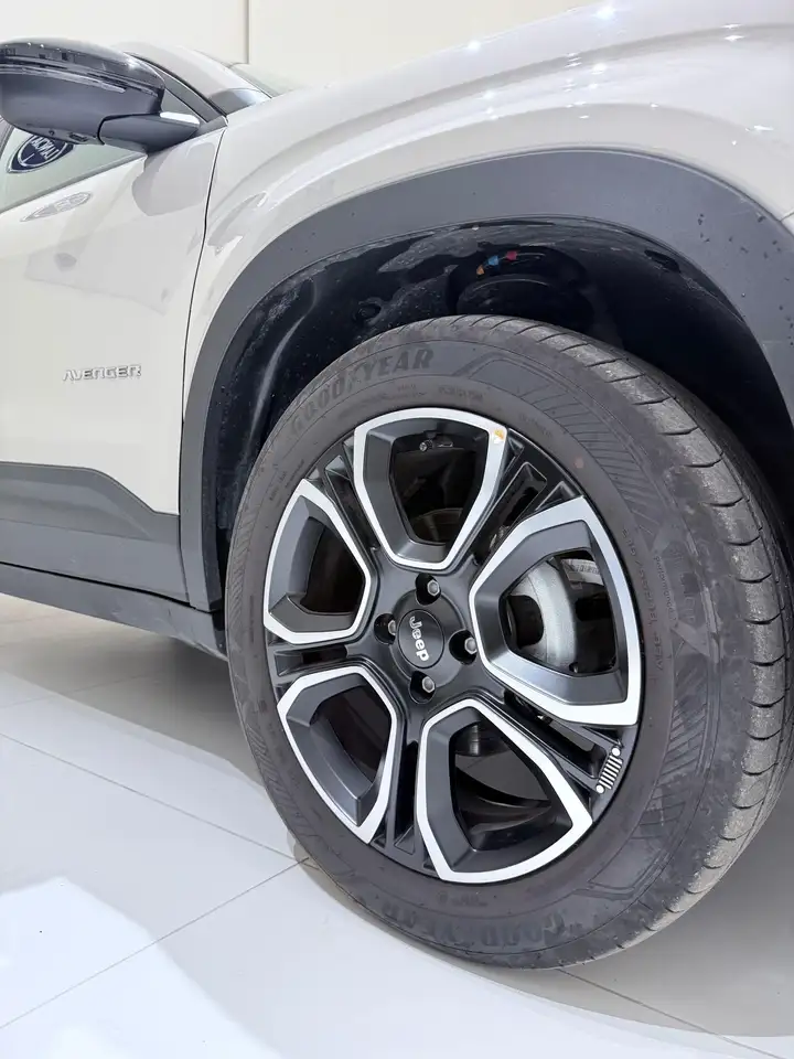 Jeep Avenger 1.2 turbo Altitude fwd 100cv SUMMIT PACK 3