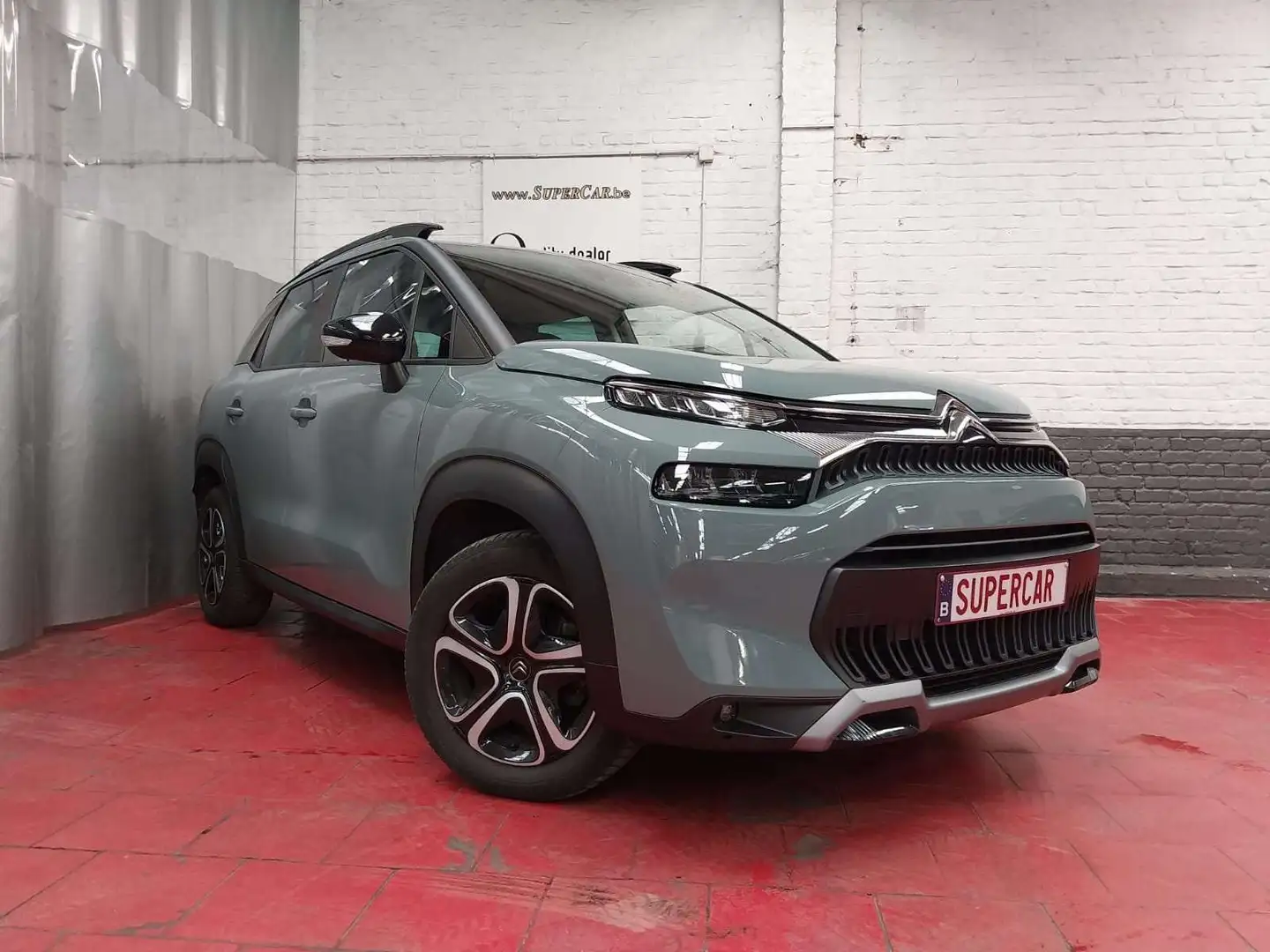 Citroen C3 Aircross 1.2 PureTech Feel *Carplay*GPS *288x60 M* Gris - 1