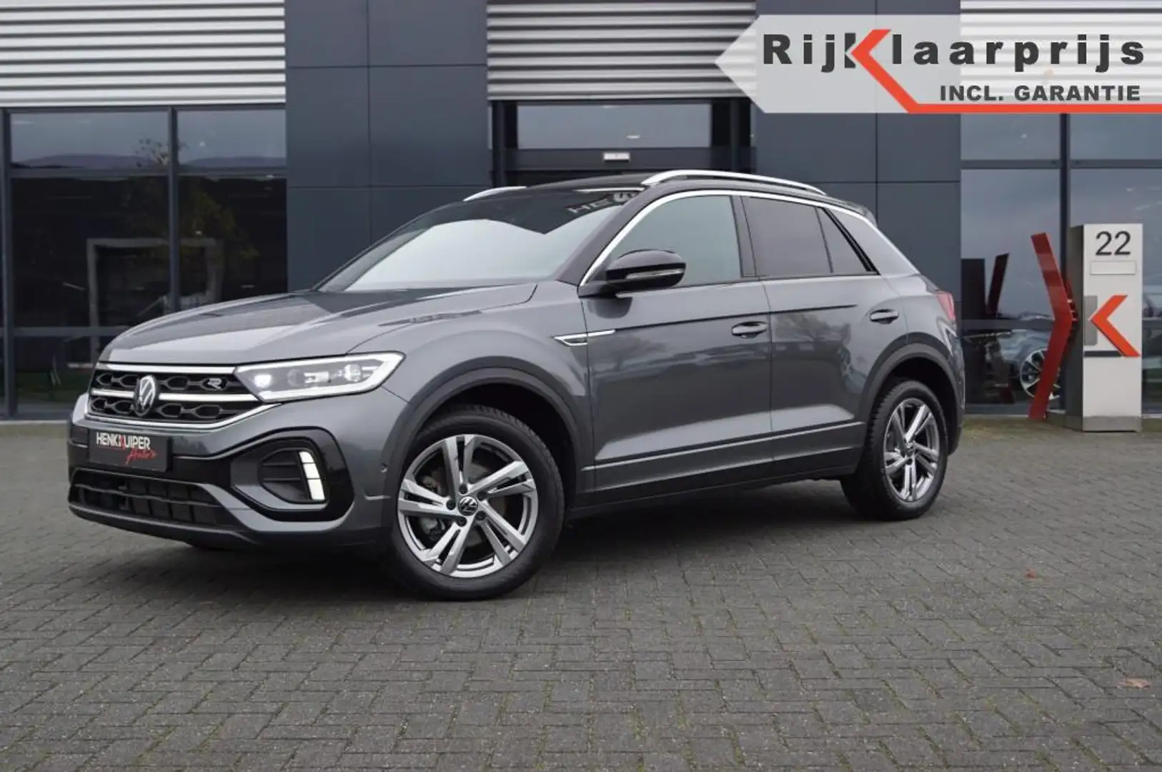 Volkswagen T-Roc 1.5 TSI DSG R-LIne/Panodak/Topsportstoelen/ IQ LED Grijs - 1