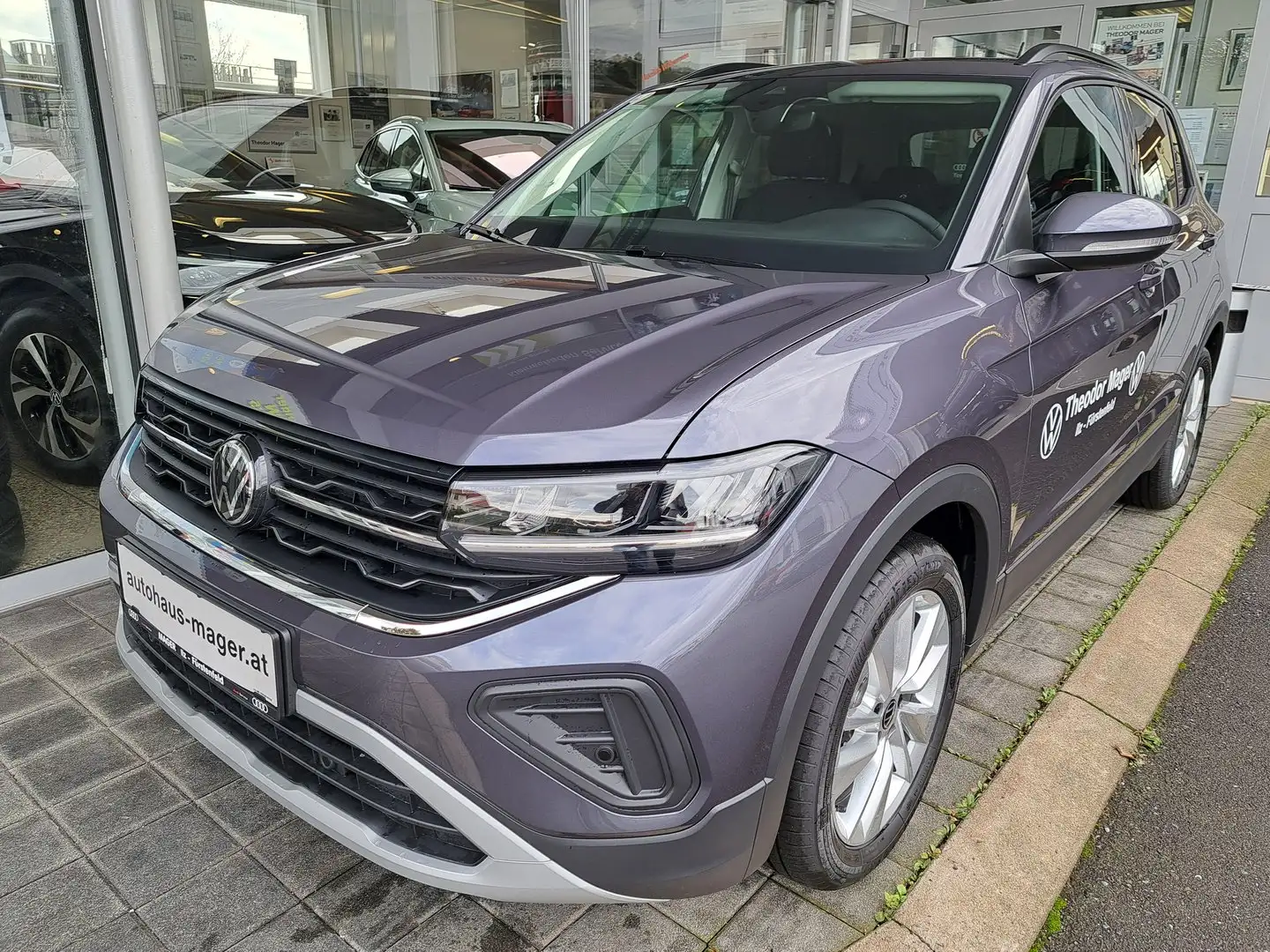 Volkswagen T-Cross Friends TSI Grau - 2