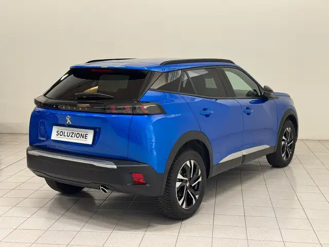 Peugeot 2008 view 2