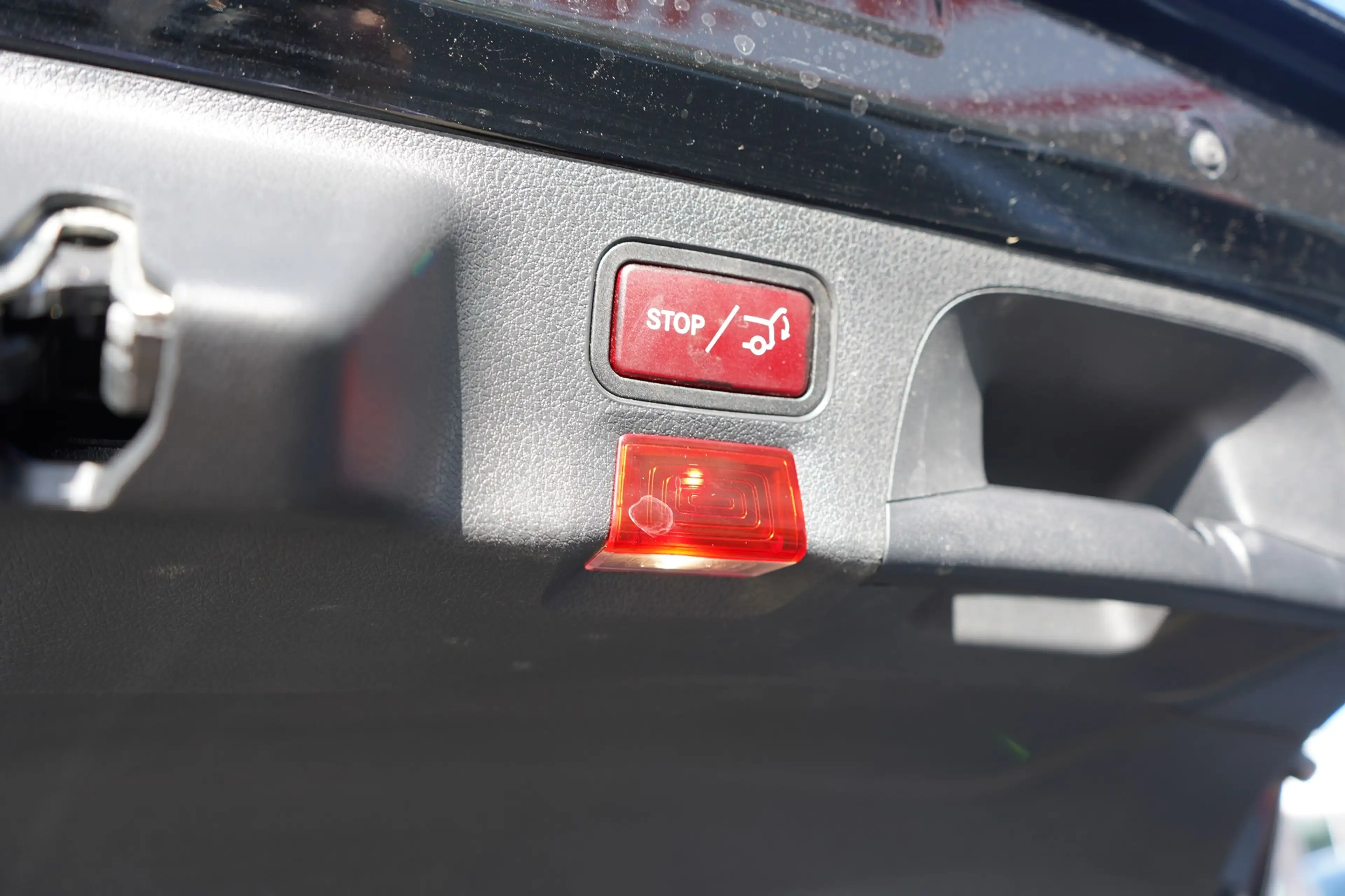 Mercedes-Benz CLA 220 CLA 220d AMG Line Totwinkel 360° Multibeam Pano — photo 13