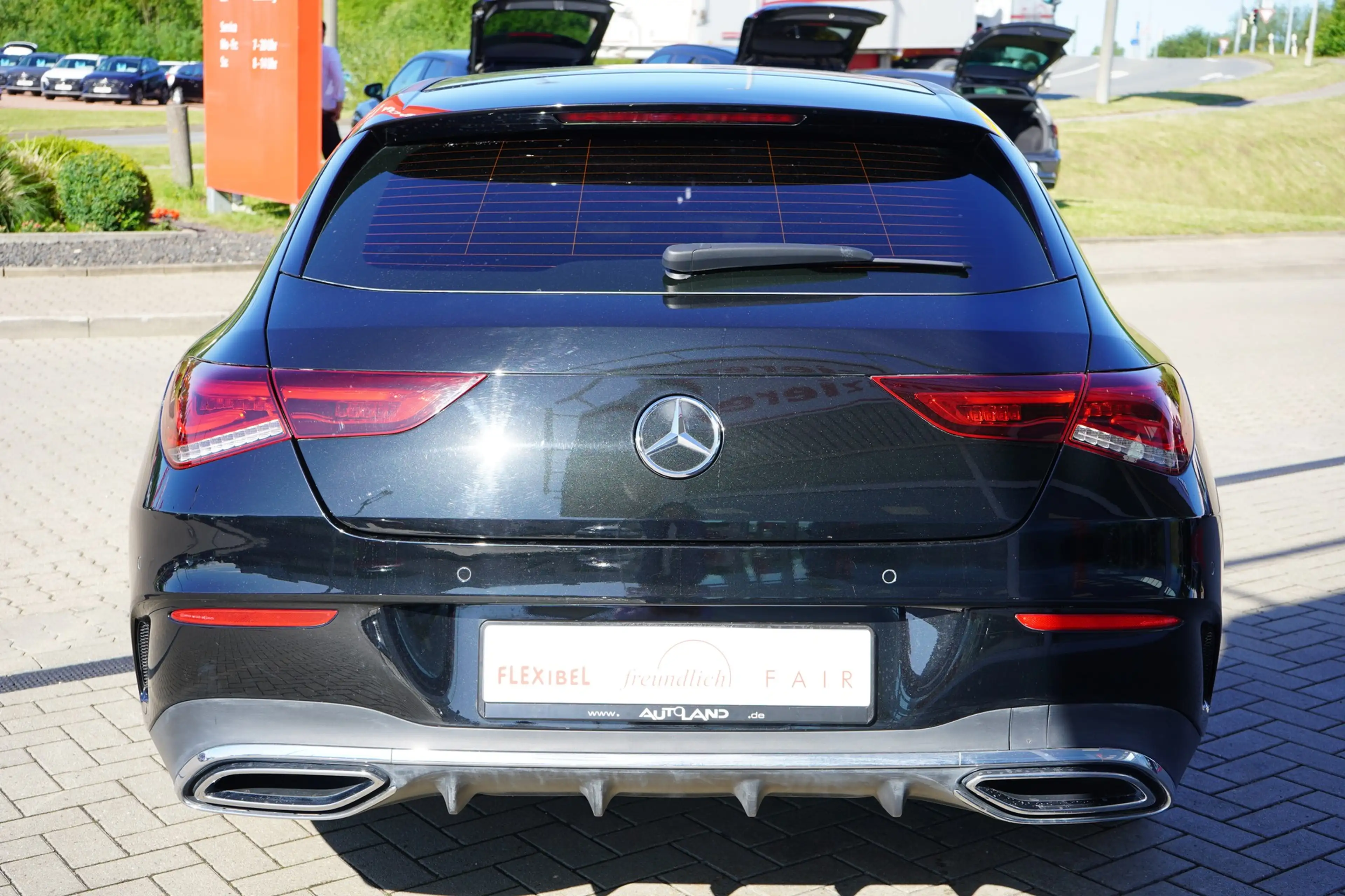 Mercedes-Benz CLA 220 CLA 220d AMG Line Totwinkel 360° Multibeam Pano — photo 5