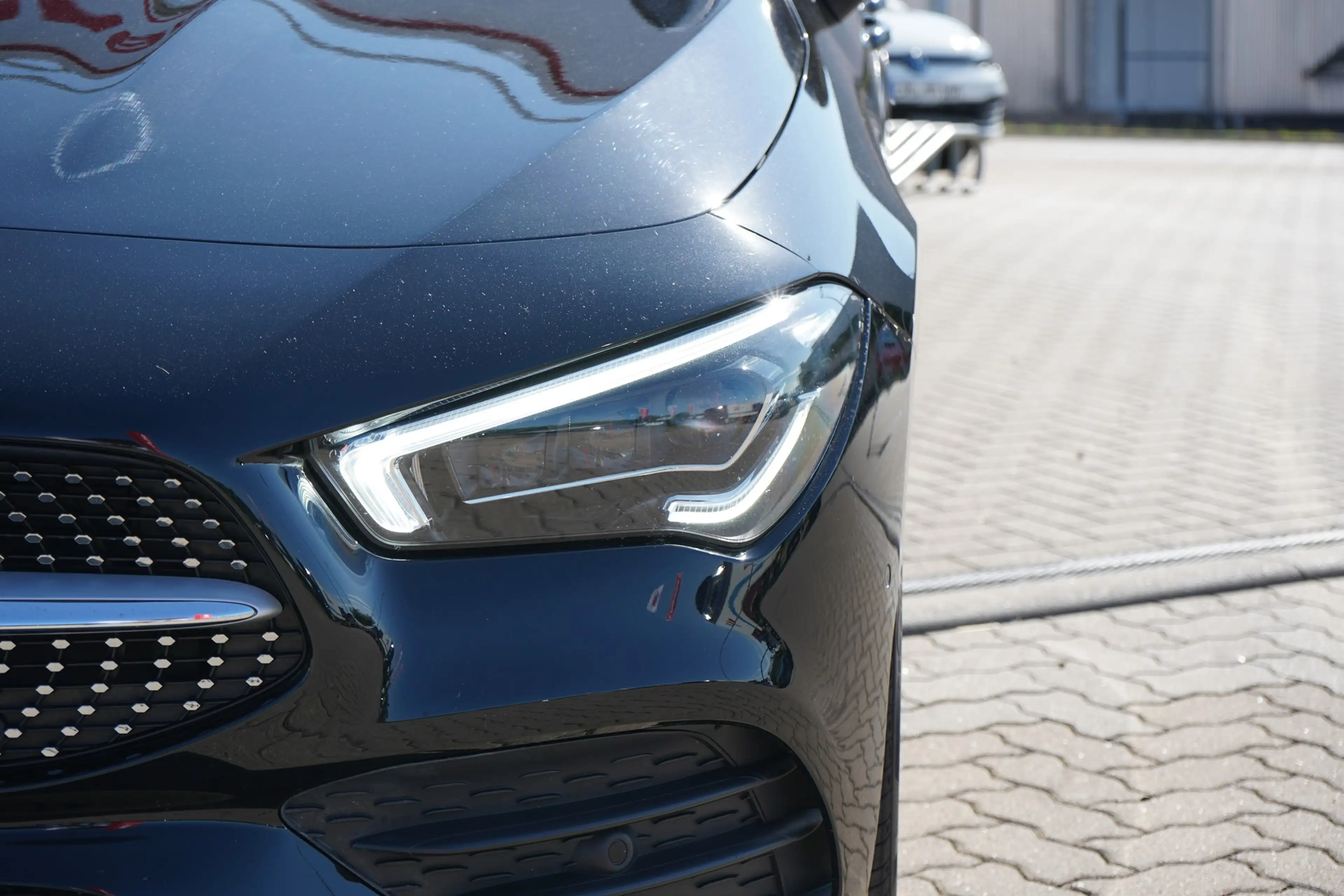 Mercedes-Benz CLA 220 CLA 220d AMG Line Totwinkel 360° Multibeam Pano — photo 15