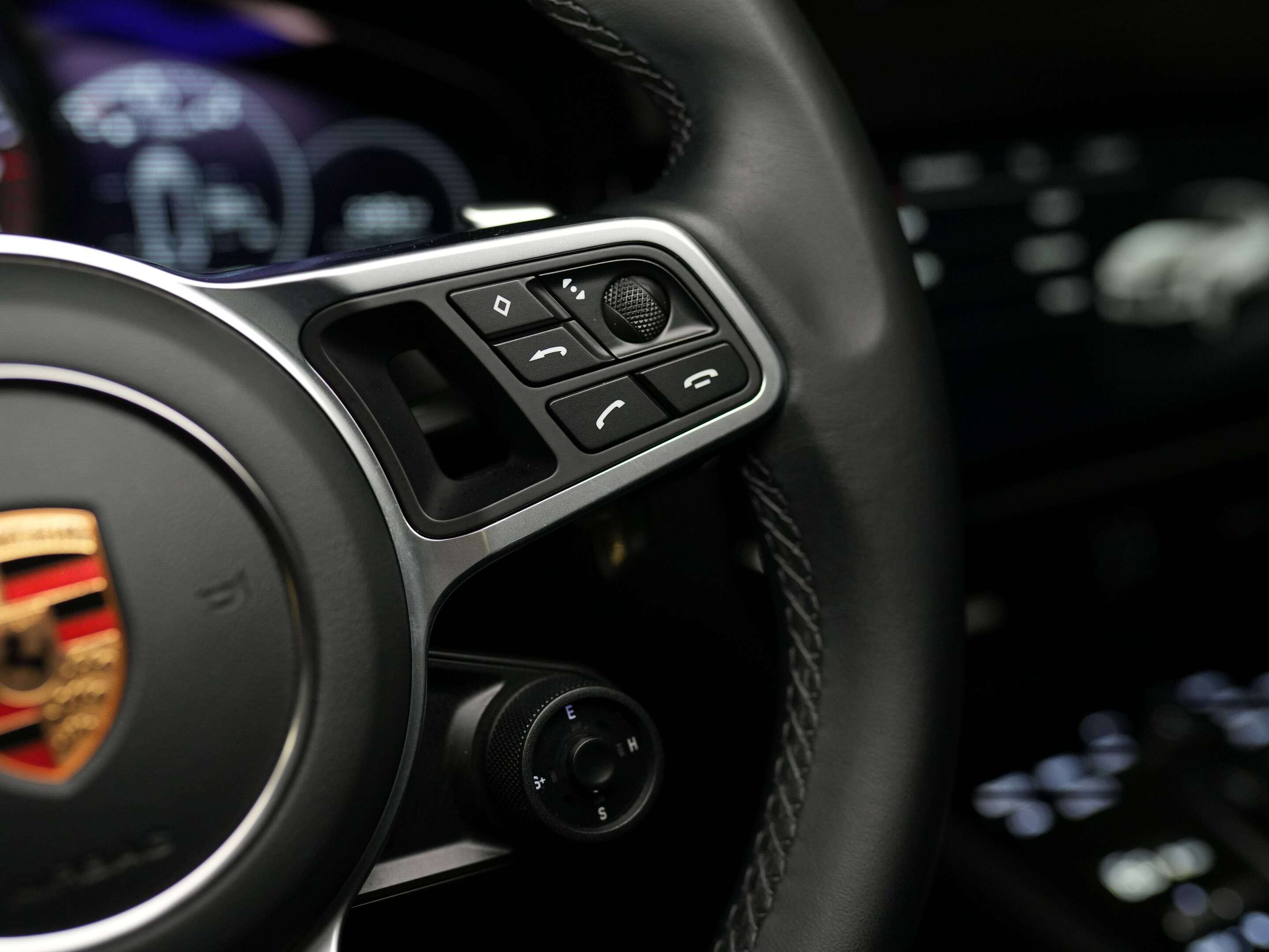 used 2023 Porsche Cayenne car, priced at $91,900
