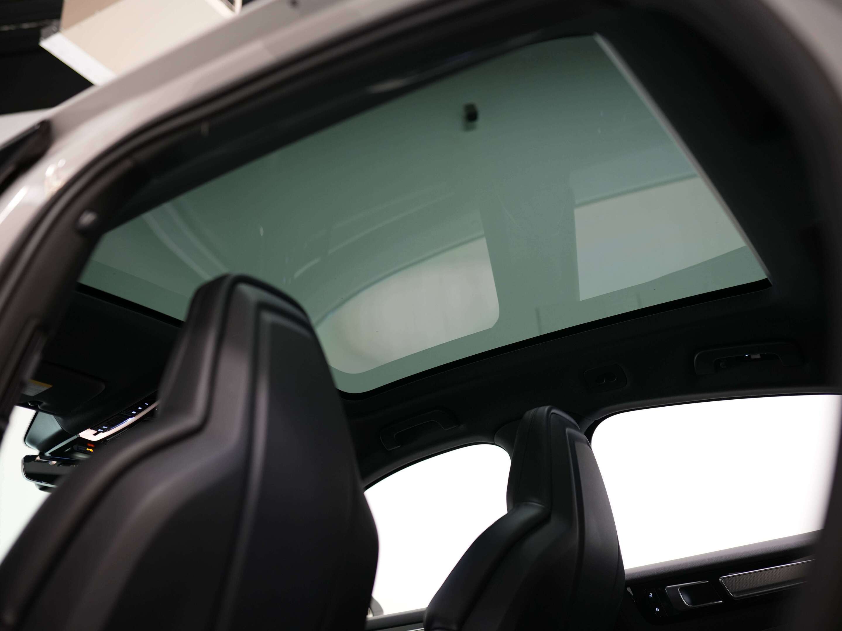 used 2023 Porsche Cayenne car, priced at $91,900
