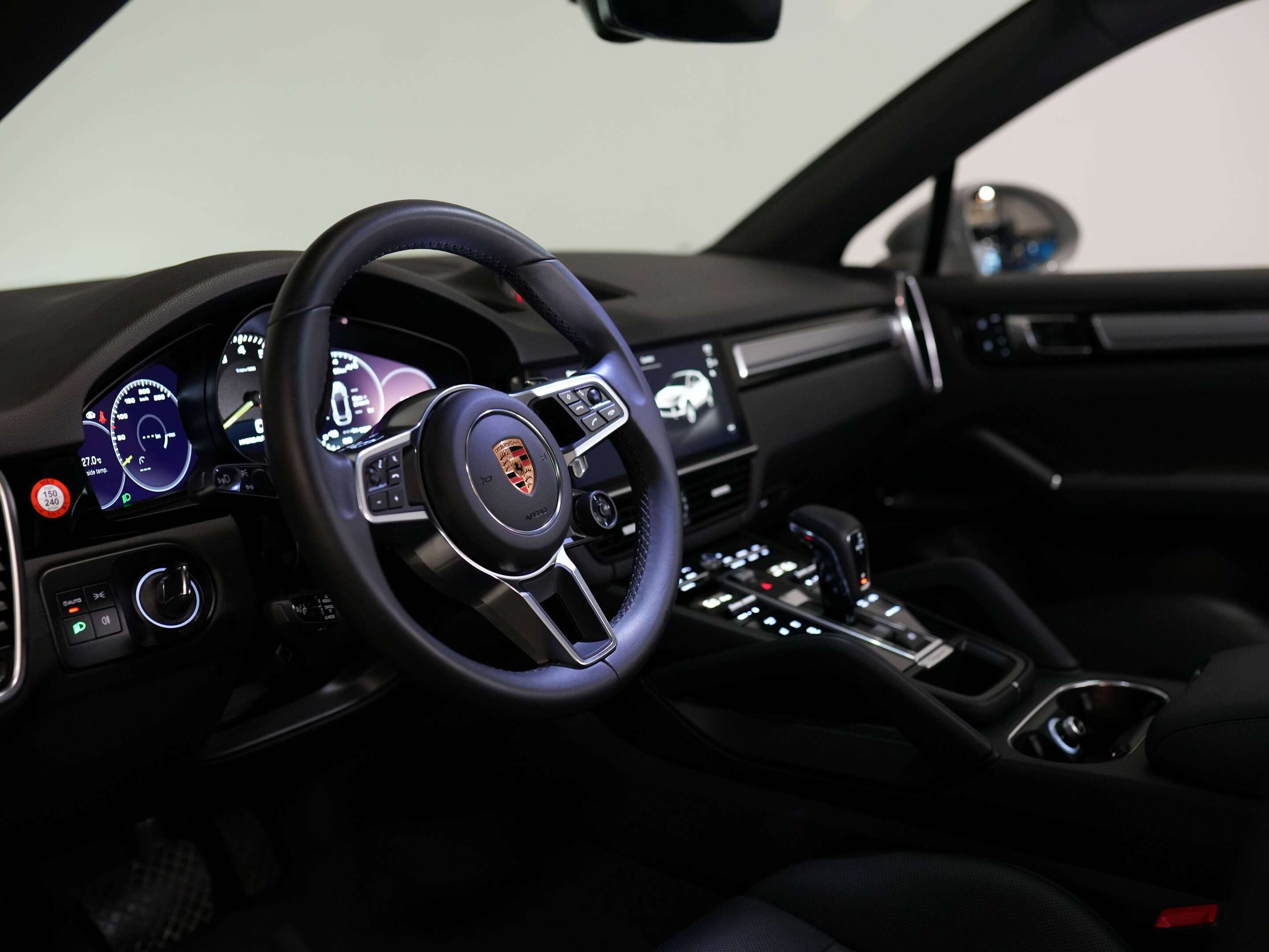 used 2023 Porsche Cayenne car, priced at $91,900