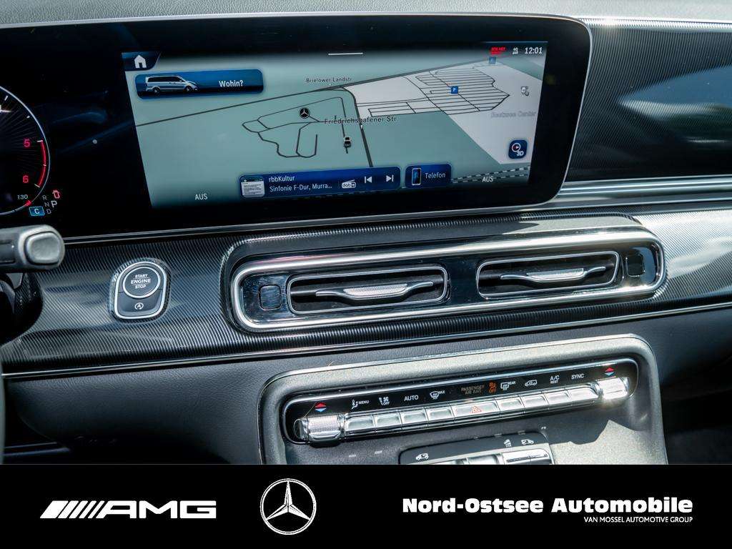 Mercedes-Benz V 220
