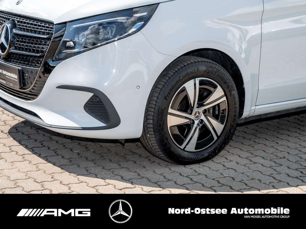 Mercedes-Benz V 220