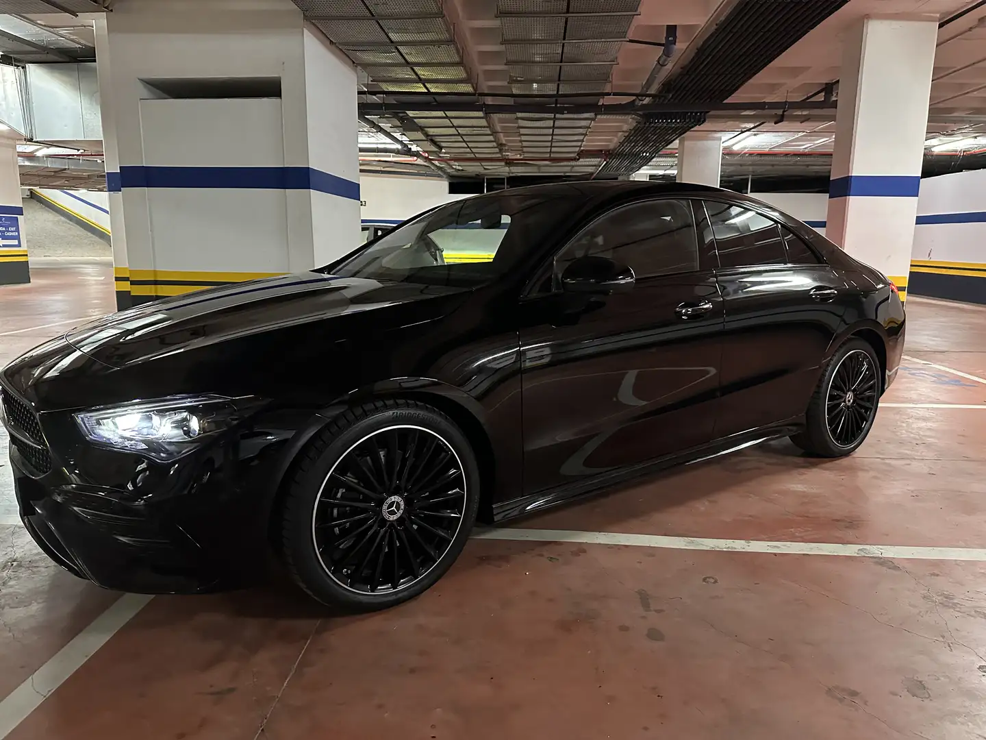 Mercedes-Benz CLA 200 CLA 200 7G-DCT Edition AMG Line Ohne Km!! Schwarz - 2